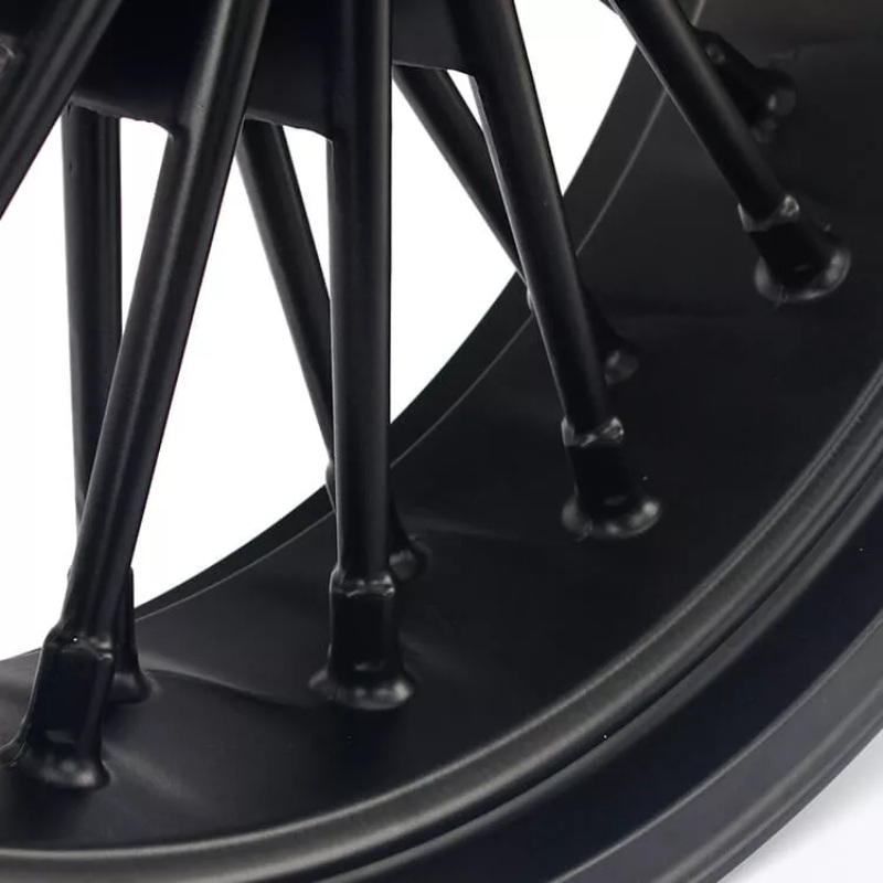 Helstøpt aluminium fat-spoke bakfelg 3,50" X 18" 00-08 mod Sort - Bilde 4